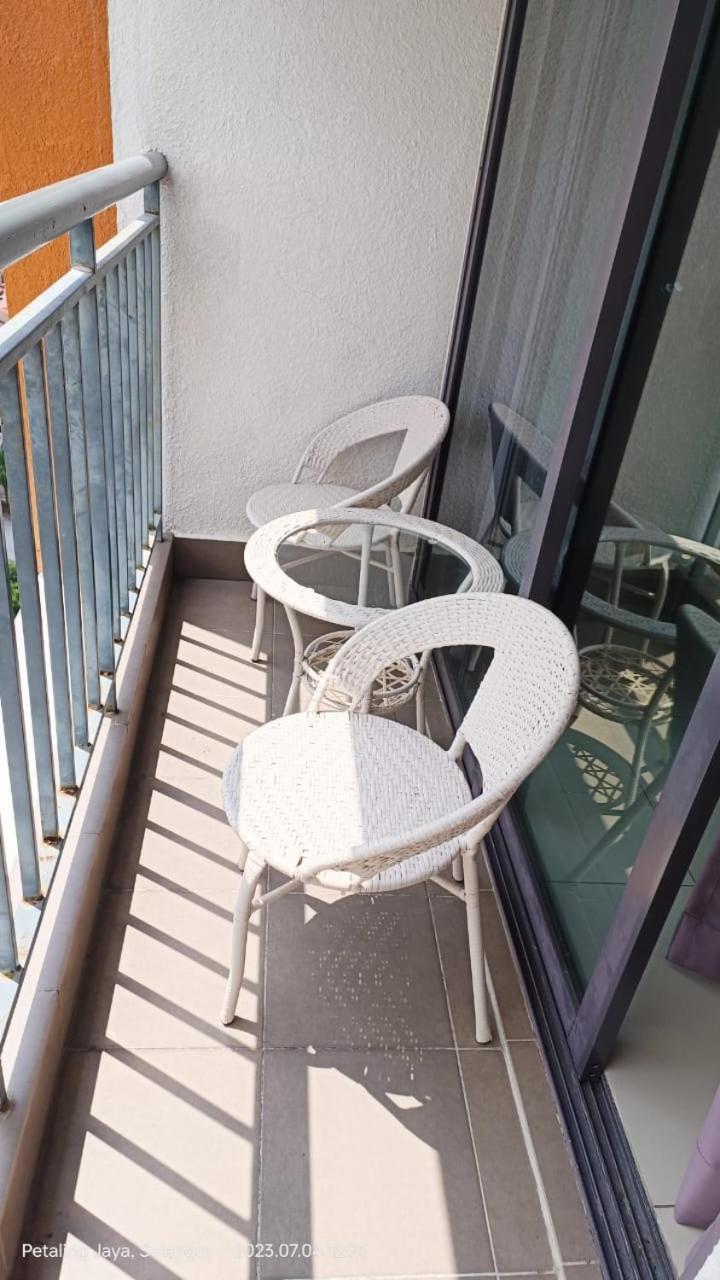 Apartamento Pj5 Soho By Wsy Petaling Jaya Exterior foto
